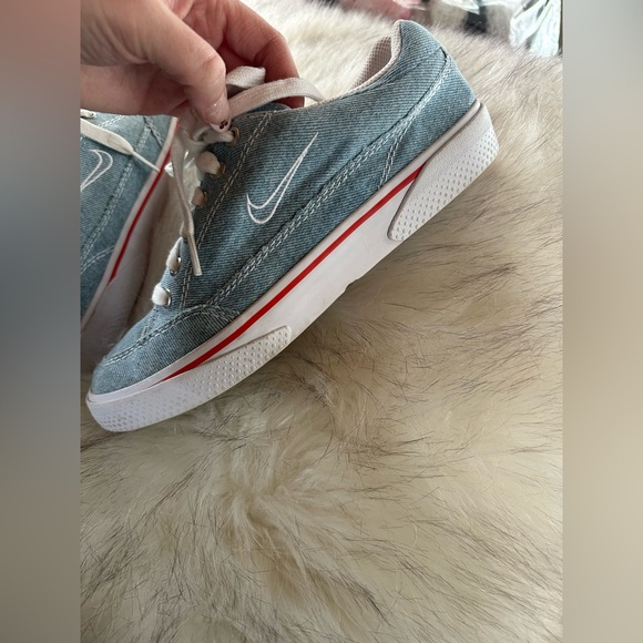 NIKE Men’s Gts 97 Denim - Blue
$166 MSRP - Picture 12 of 14